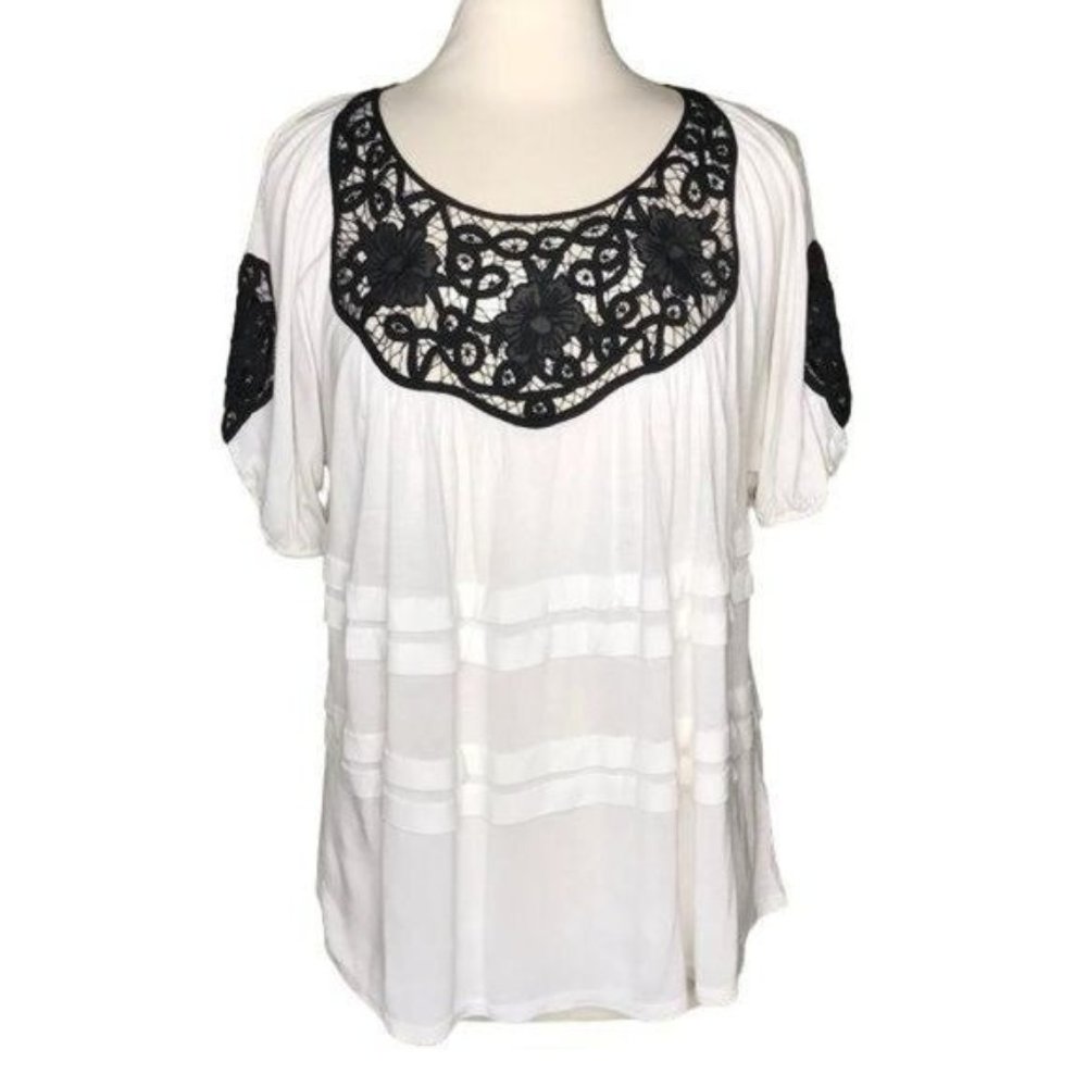 Anthropologie Leifnotes M lace trim top cream black
